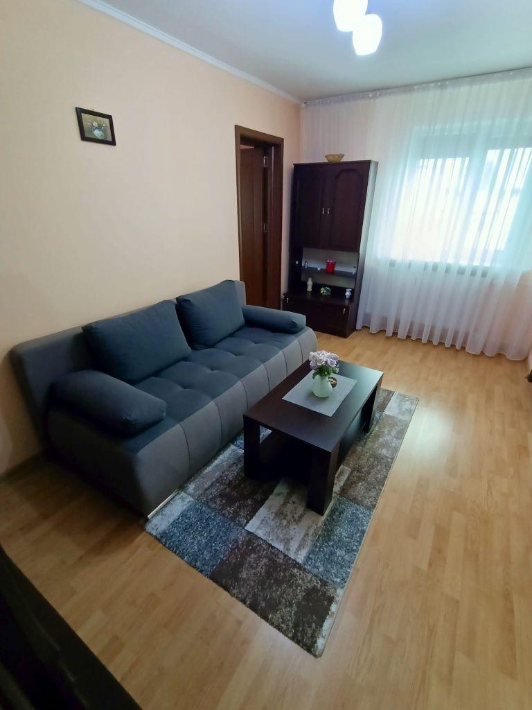 Apartament 3 camere, Râmnicu Vâlcea,  mobilat și utilat, izolat termic