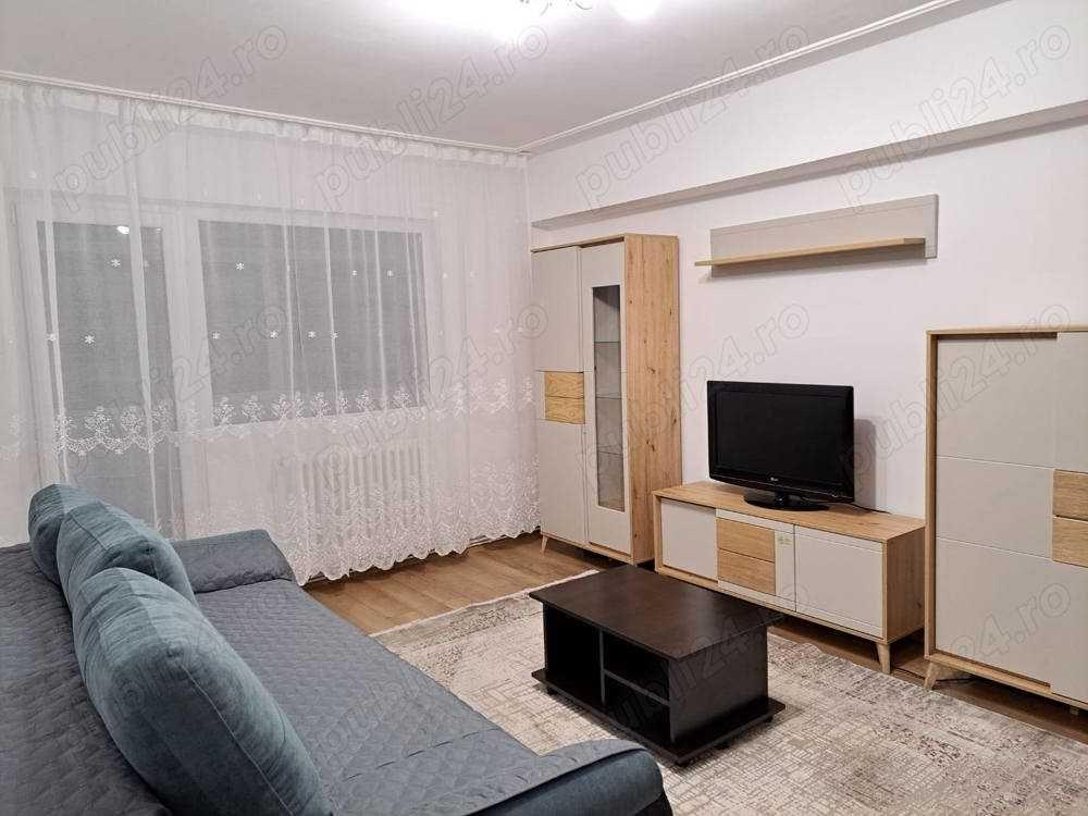 Apartament elegant cu 3 camere de închiriat în Târgu Cucu, vis a vis de Tribunal - imagine 1