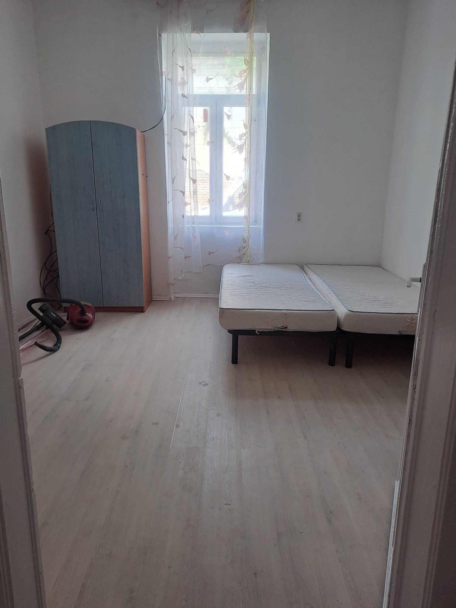 De vânzare garsoniera Timișoara zona Traian curte