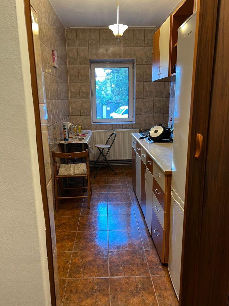 Inchiriez apartament 3 camere regim hotelier - imagine 1