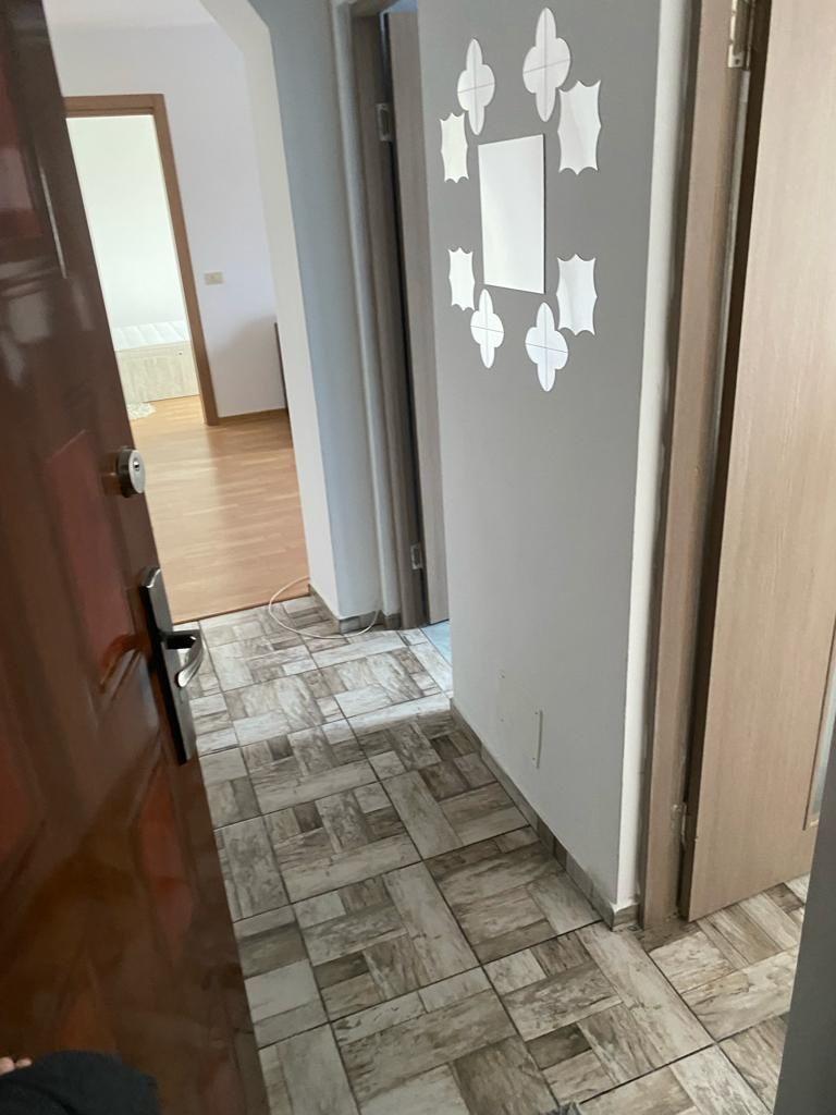 Închiriez apartament 2 camere Bacau