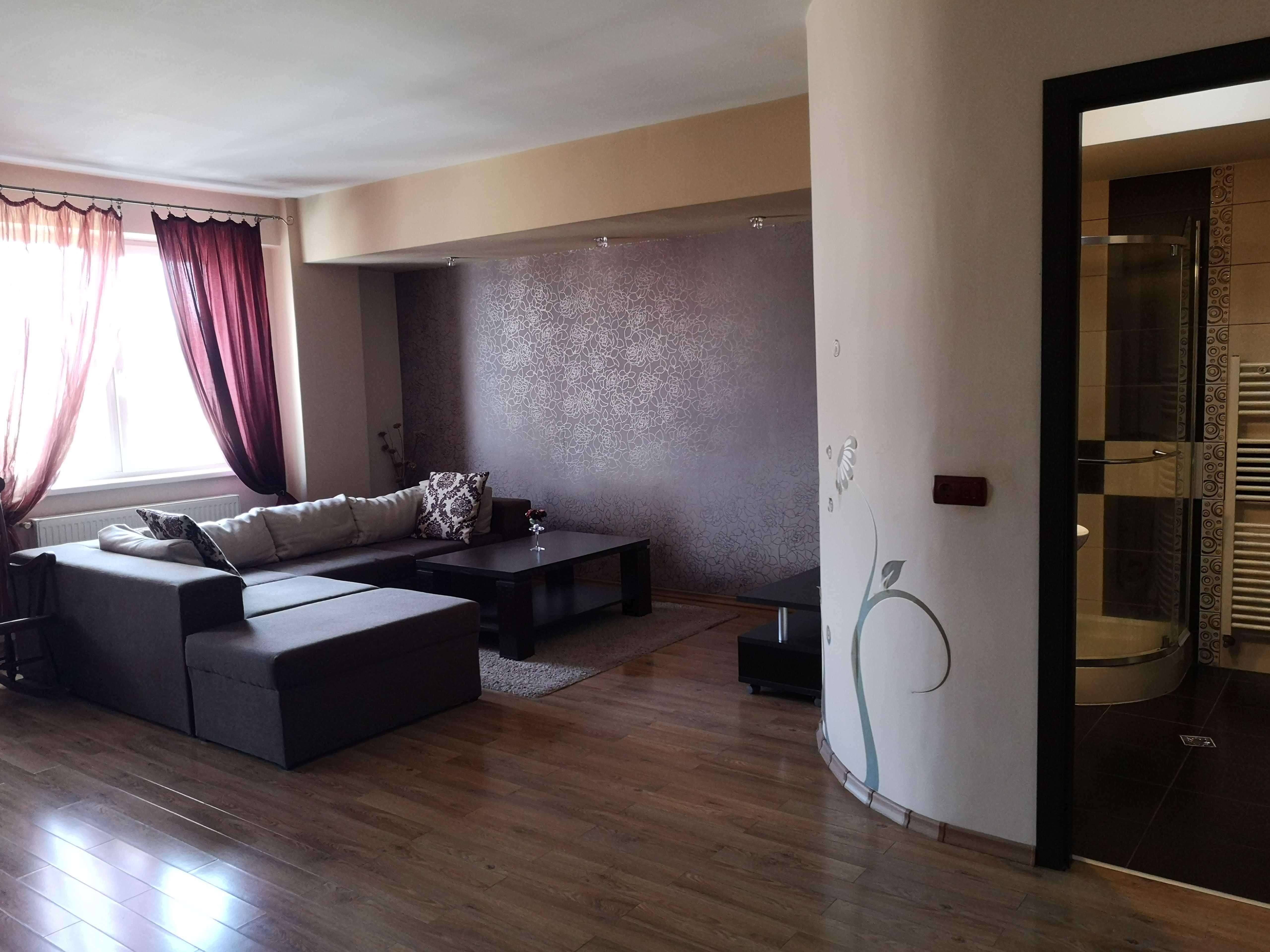 Vand apartament 76 mp si garaj subteran, bloc nou, etaj intermediar, lift, zona de sus - imagine 1