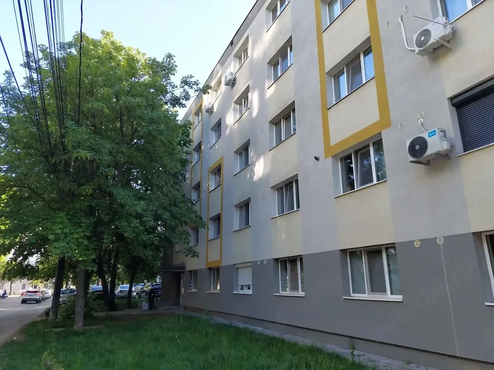 Vand apartament 2 camere