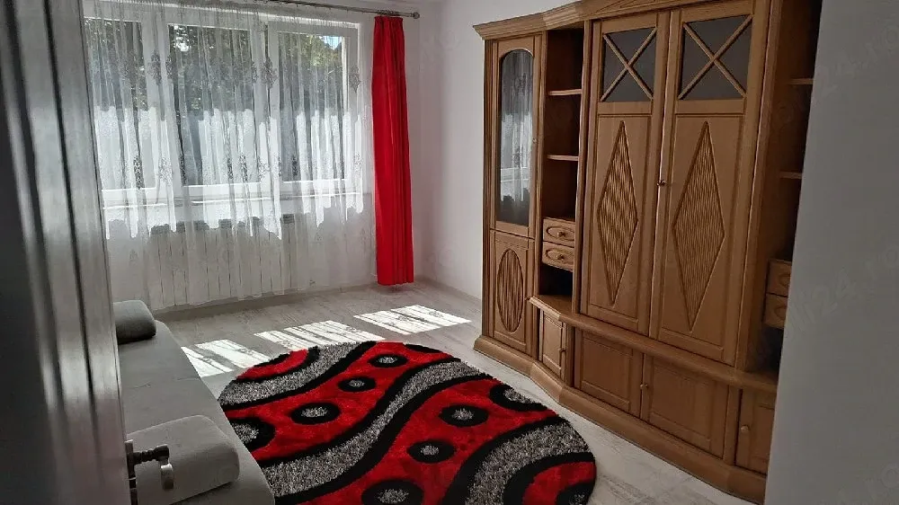 Se da in chirie apartament cu 3 camere.