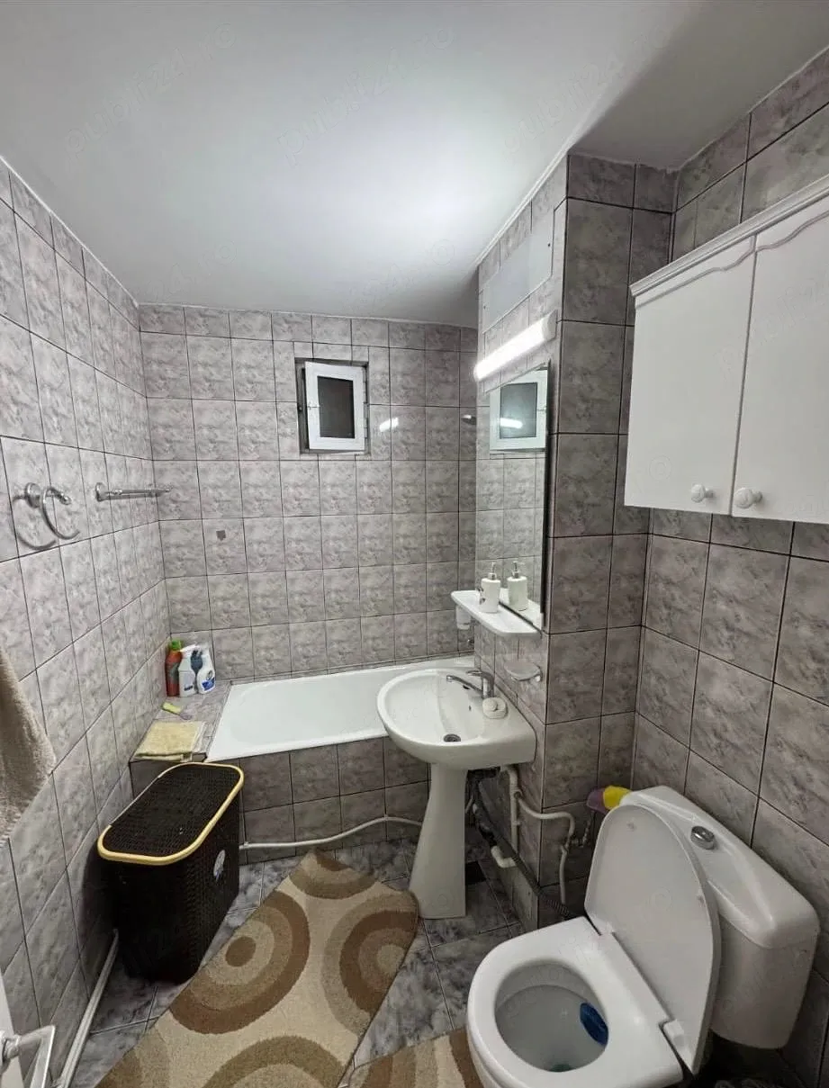 Închiriez apartament 2 camere decomandat complet mobilat 300