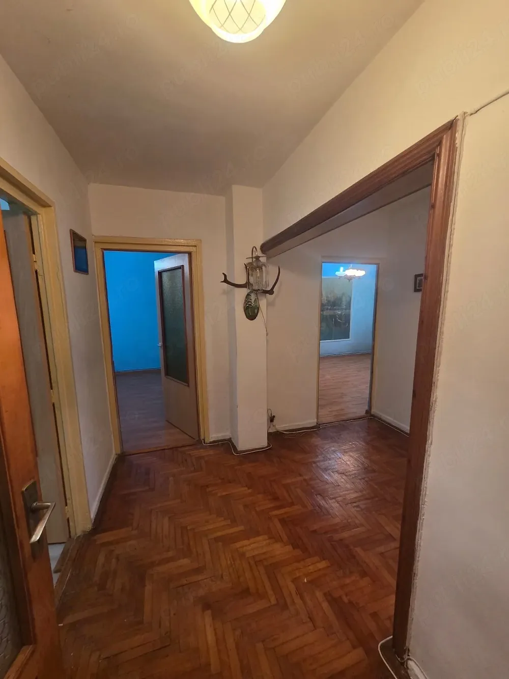 Vânzare apartament 3 Camere - imagine 1