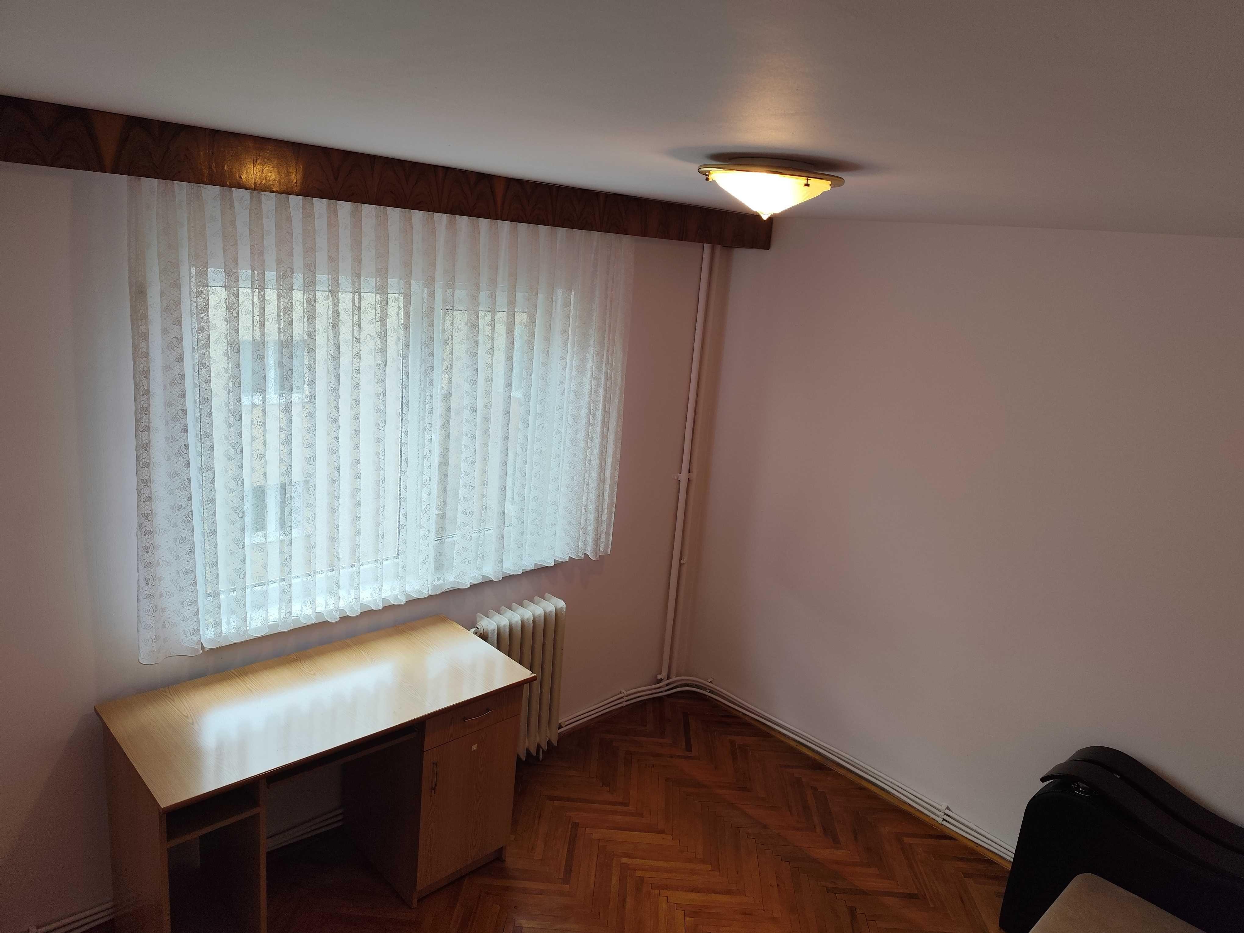 Apartament 3 camere,  Manastur
