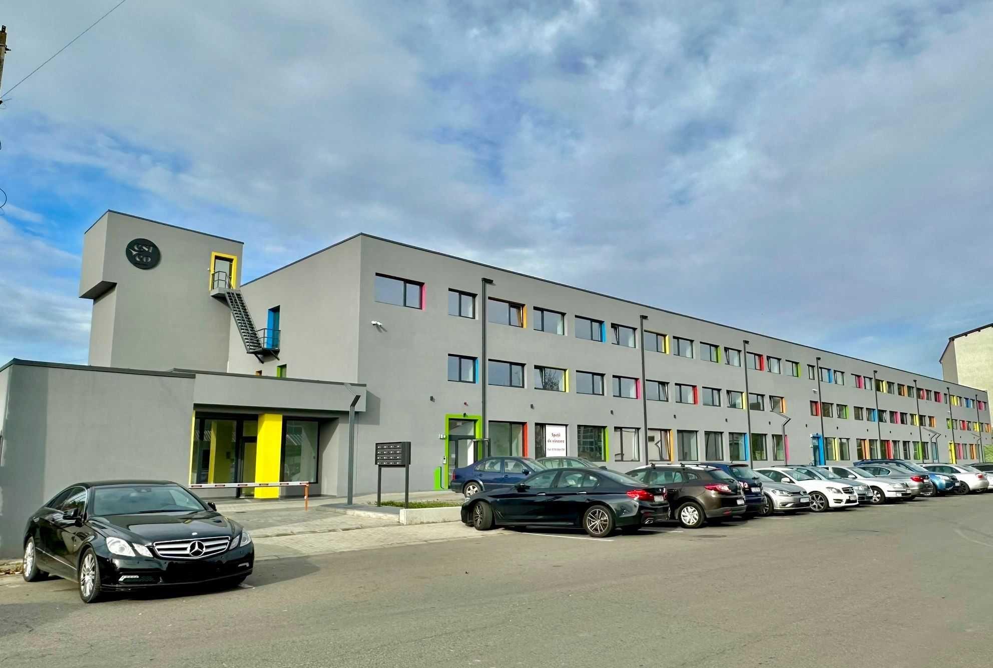 Birou/ spațiu comercial/ showroom – Bd. Muncii | 300 mp | 2 parcari | PARTER