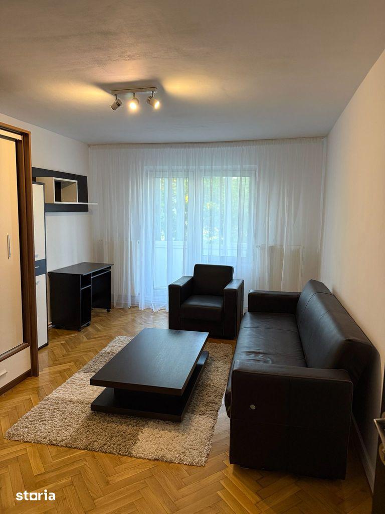 De închiriat – Apartament 2 camere, etaj 3/4, Tudor, str. Muncii