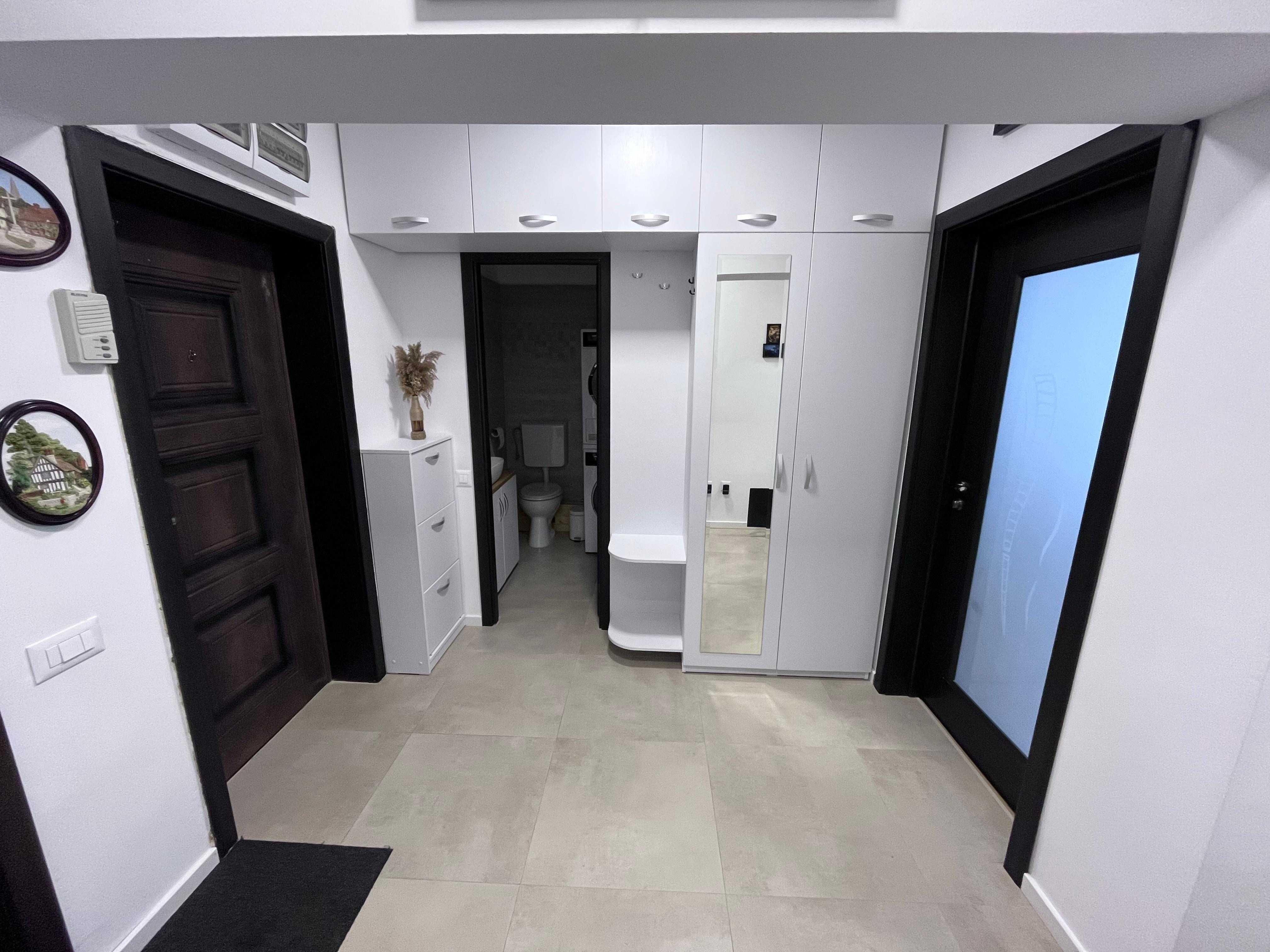 Apartament cu 3 camere, 2 bai, Racadau, Str. Molidului