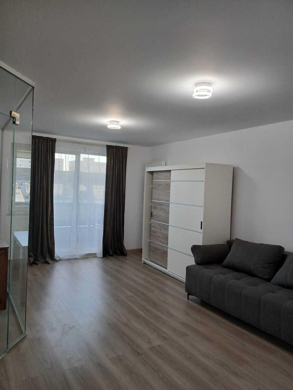 Inchiriez apartament 1 camera Urban Plaza