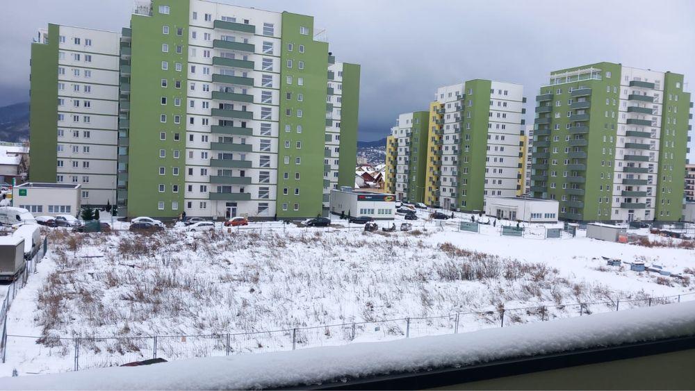 Închiriez apartament 2 camere – Coresi, Brașov