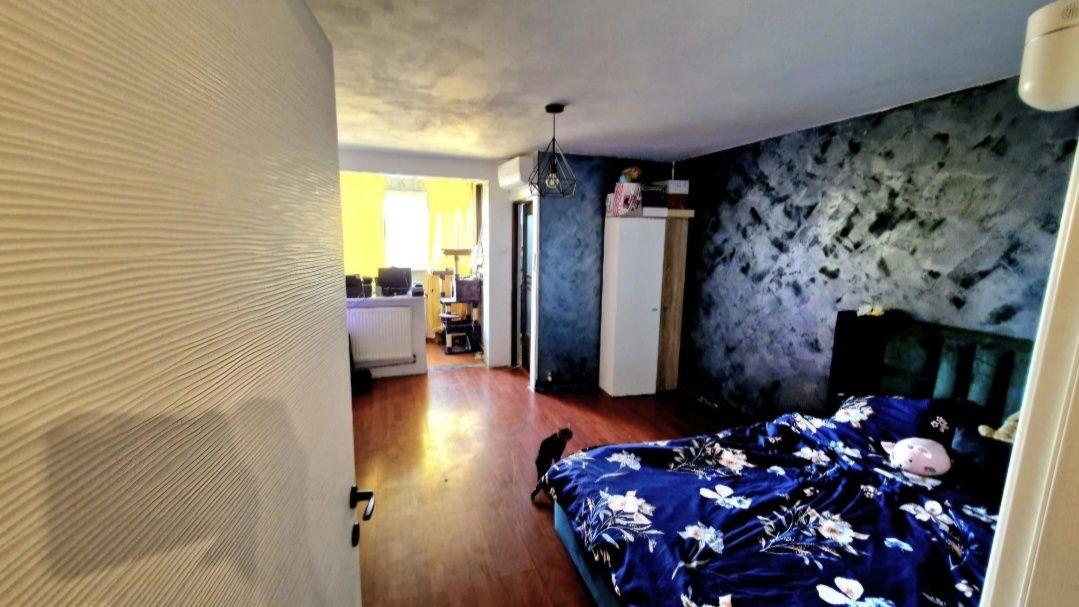 Vand Garsoniera Bloc G6 , Et 9