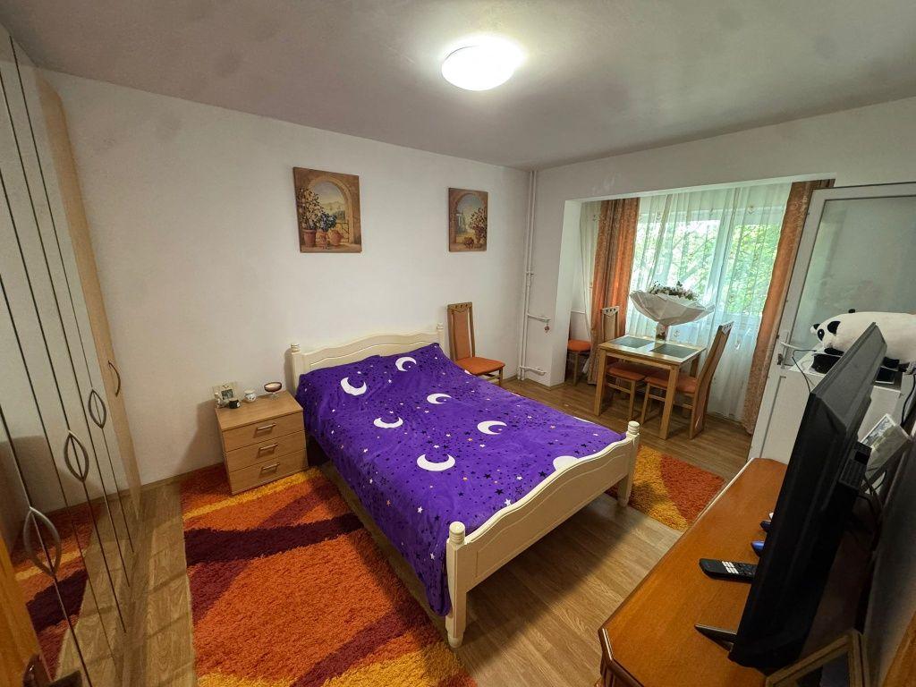 Garsoniera de vânzare