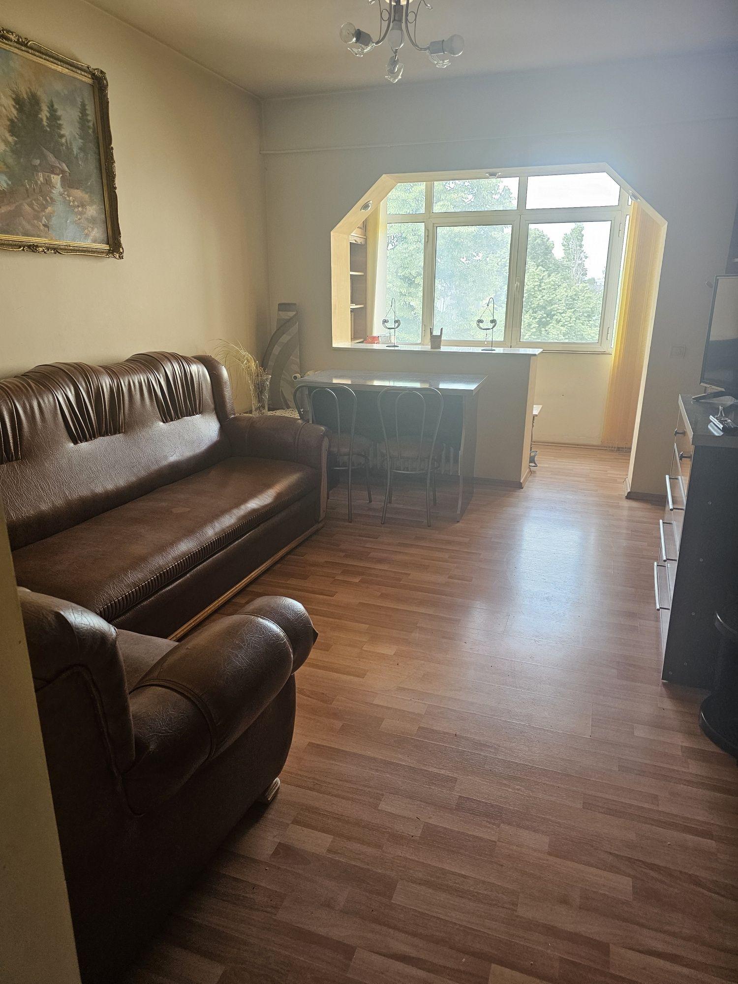 Inchiriere apartament 3 camere
