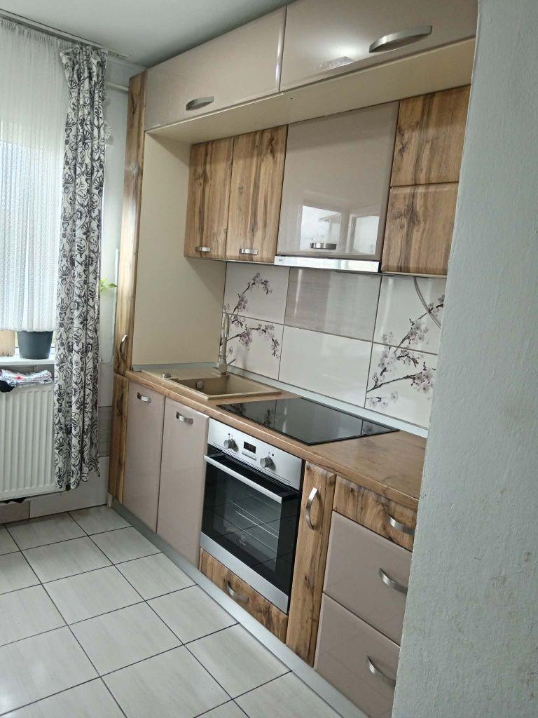 Apartament cu 2 camere de vânzare - 78000 euro neg.    Oradea, Rogerius