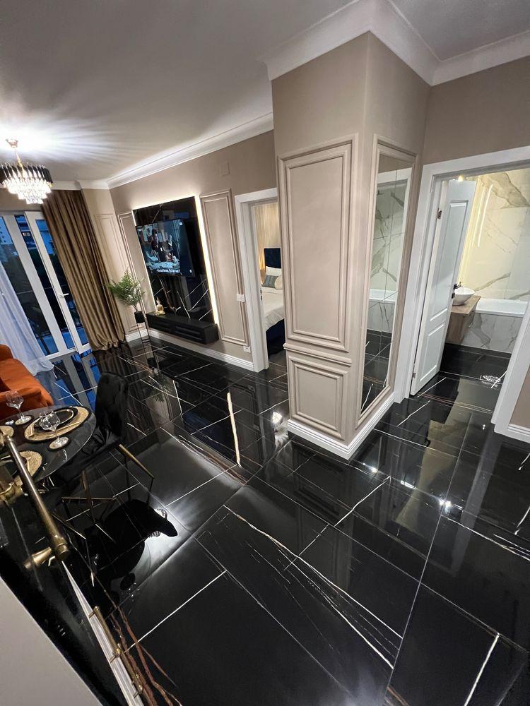 Apartament nou, Prima Onestilor