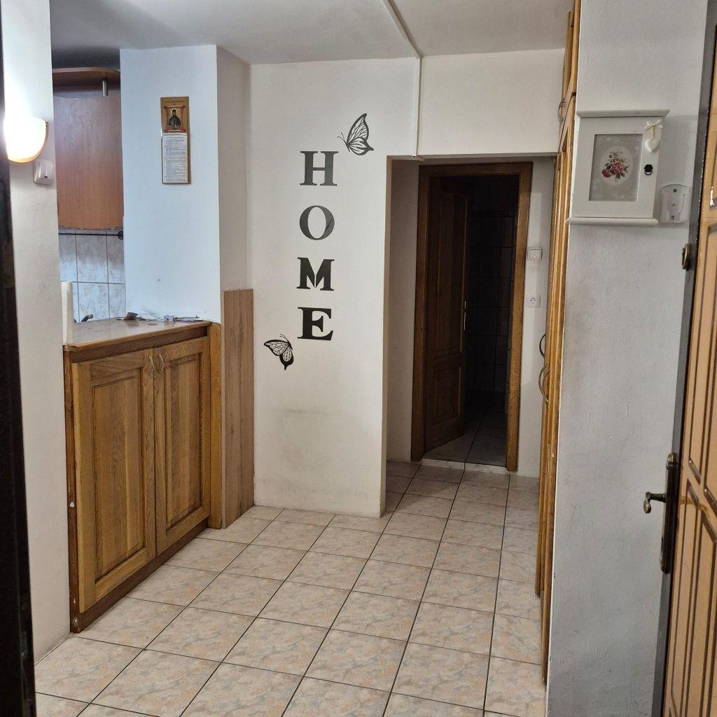 Ofer spre inchiriere apartament  PB str. Sf Apostol Andrei