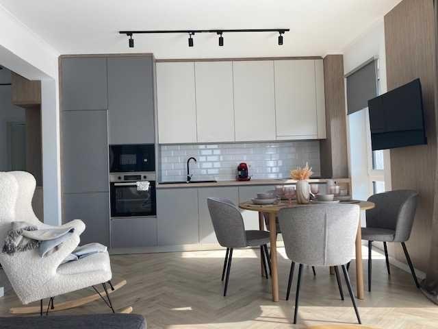 Inchiriez apartament cu 3 camere -Prima Arena, cu loc de parcare inclus