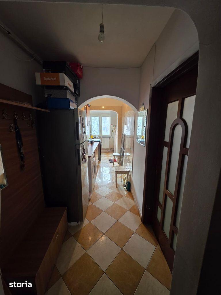Garsoniera de vanzre zona Vitan - imagine 1