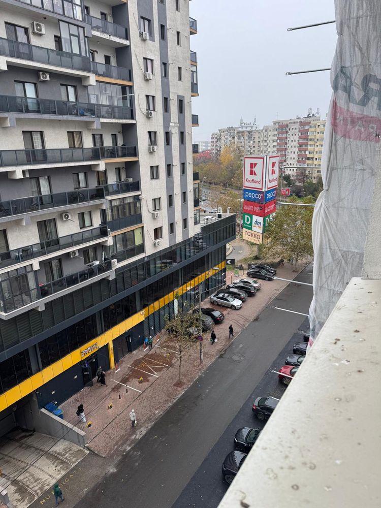 VAND APARTAMENT CENTRAL  2 camere decomandat Kaufland Mihai Bravu - imagine 1