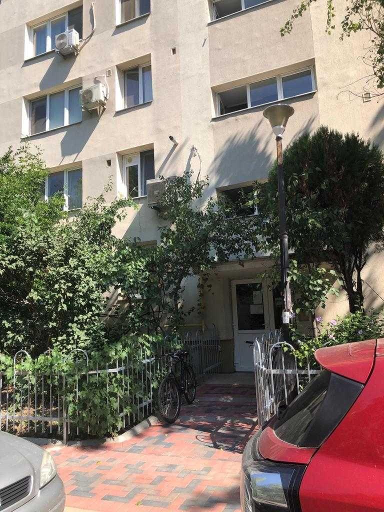 Inchiriere apartament 3 camere metrou 1 Decembrie