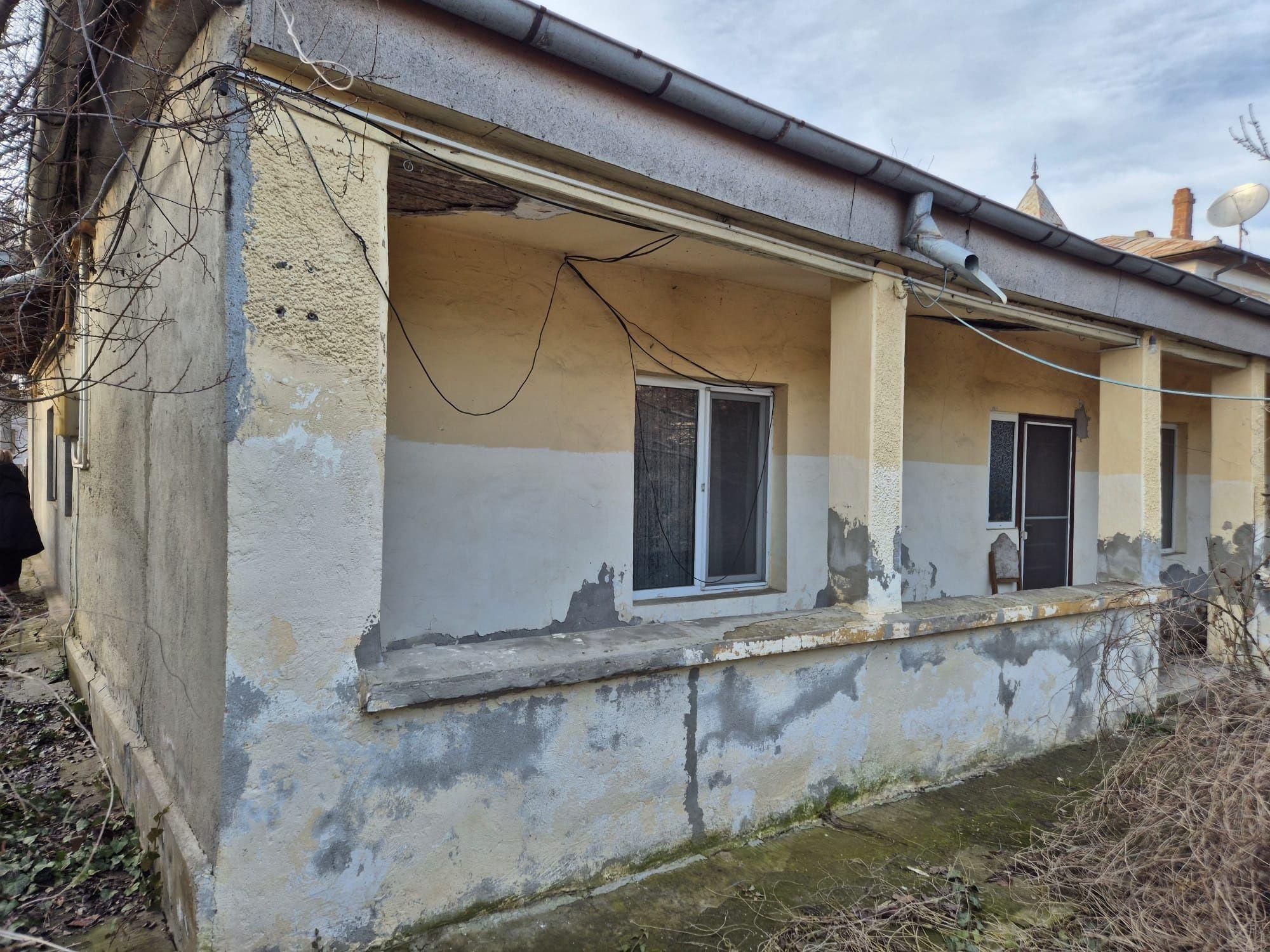 Vand casa tip duplex - imagine 1