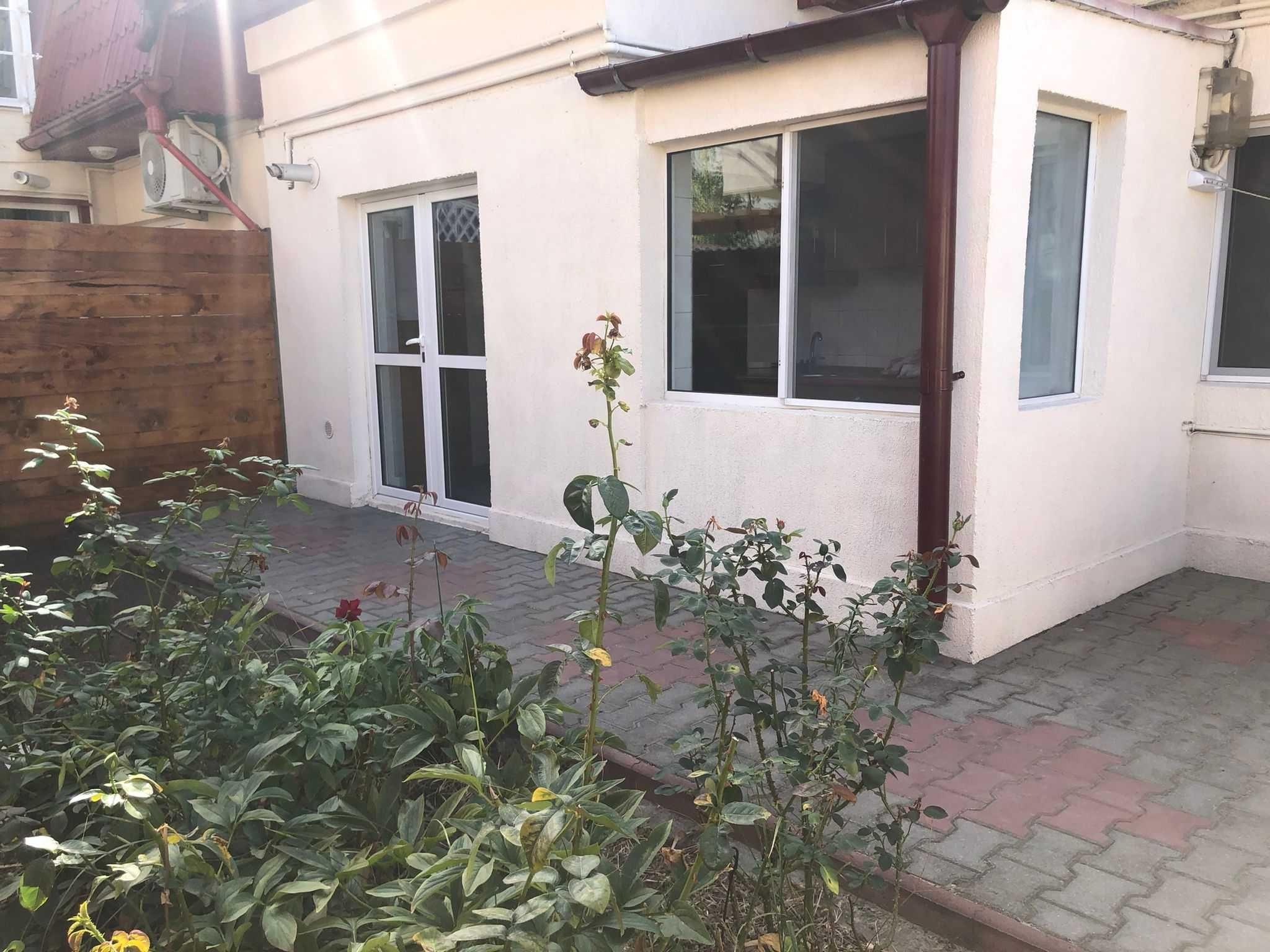 Inchiriere apartament la casa