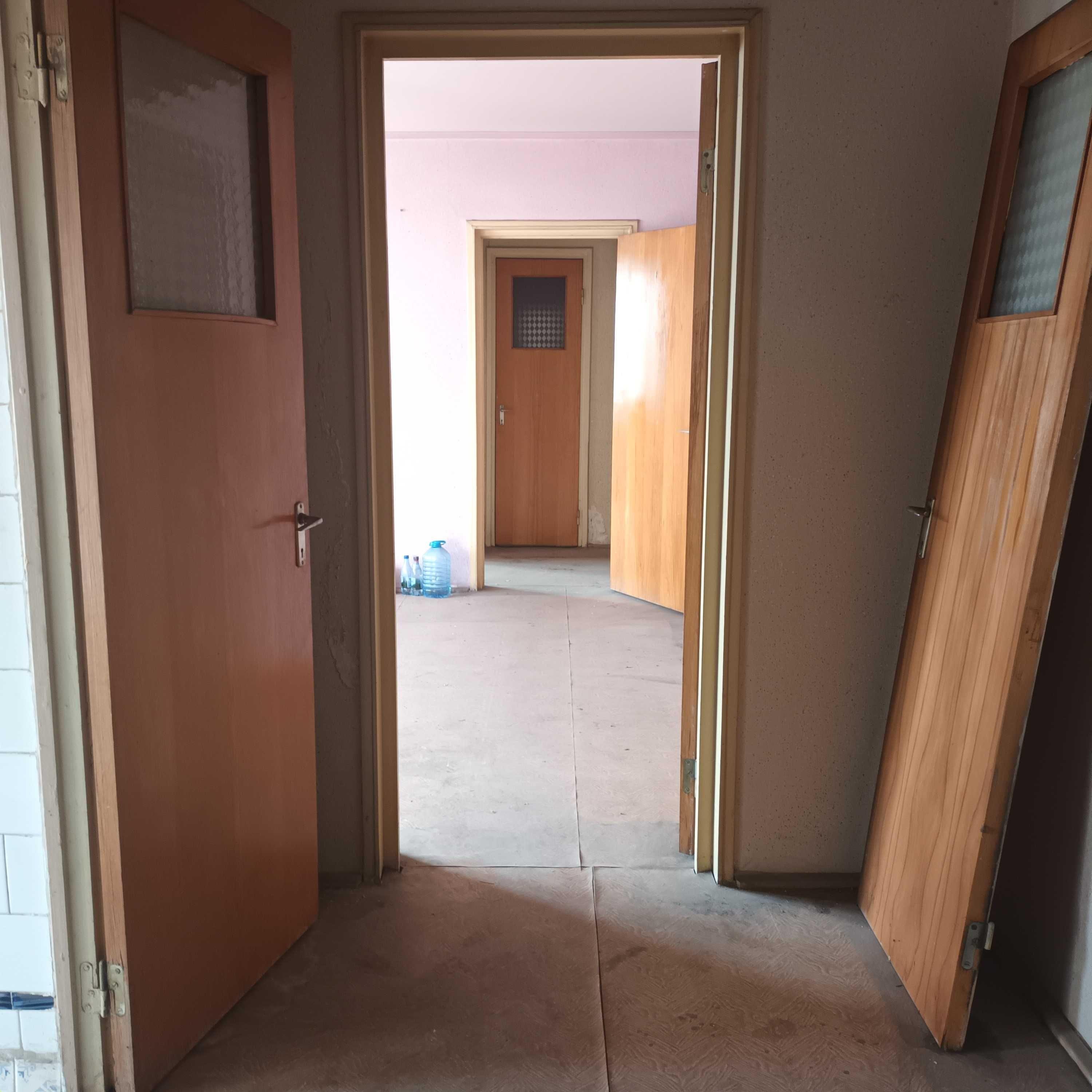 Proprietar, ap.3 cam, Rahova, Pucheni - imagine 1