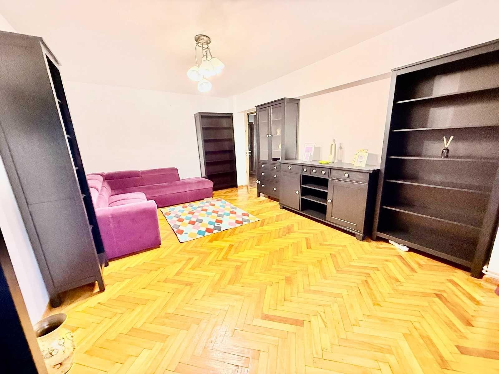 Apartament 3 camere de inchiriat in Panduri