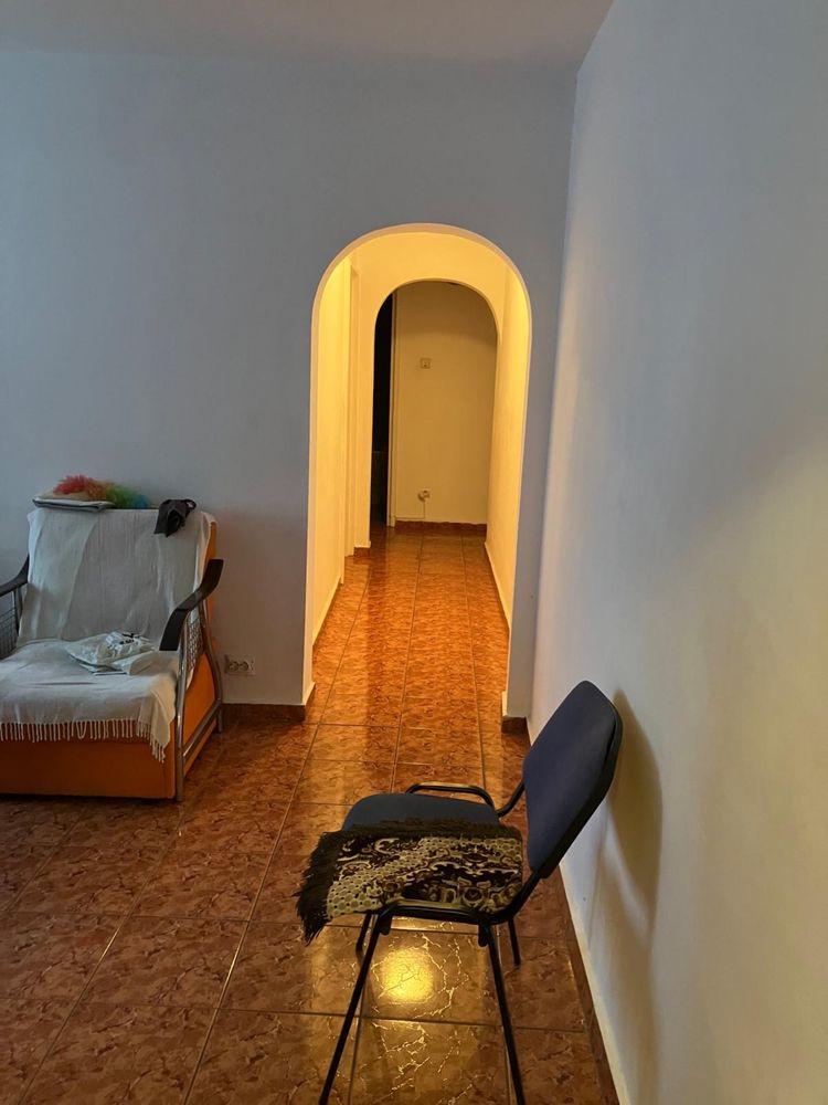 Proprietar vand apartament 4 camere confort 2 Drumul Taberei - imagine 1