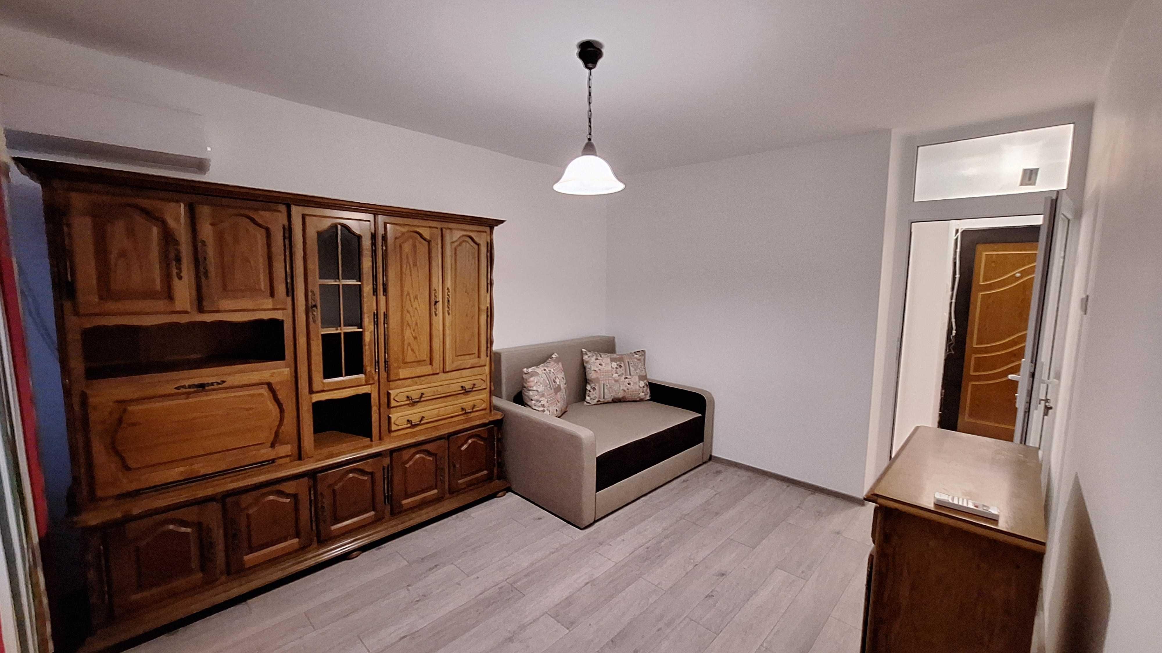 Garsoniera cf 1 de Închiriat zona UTA
