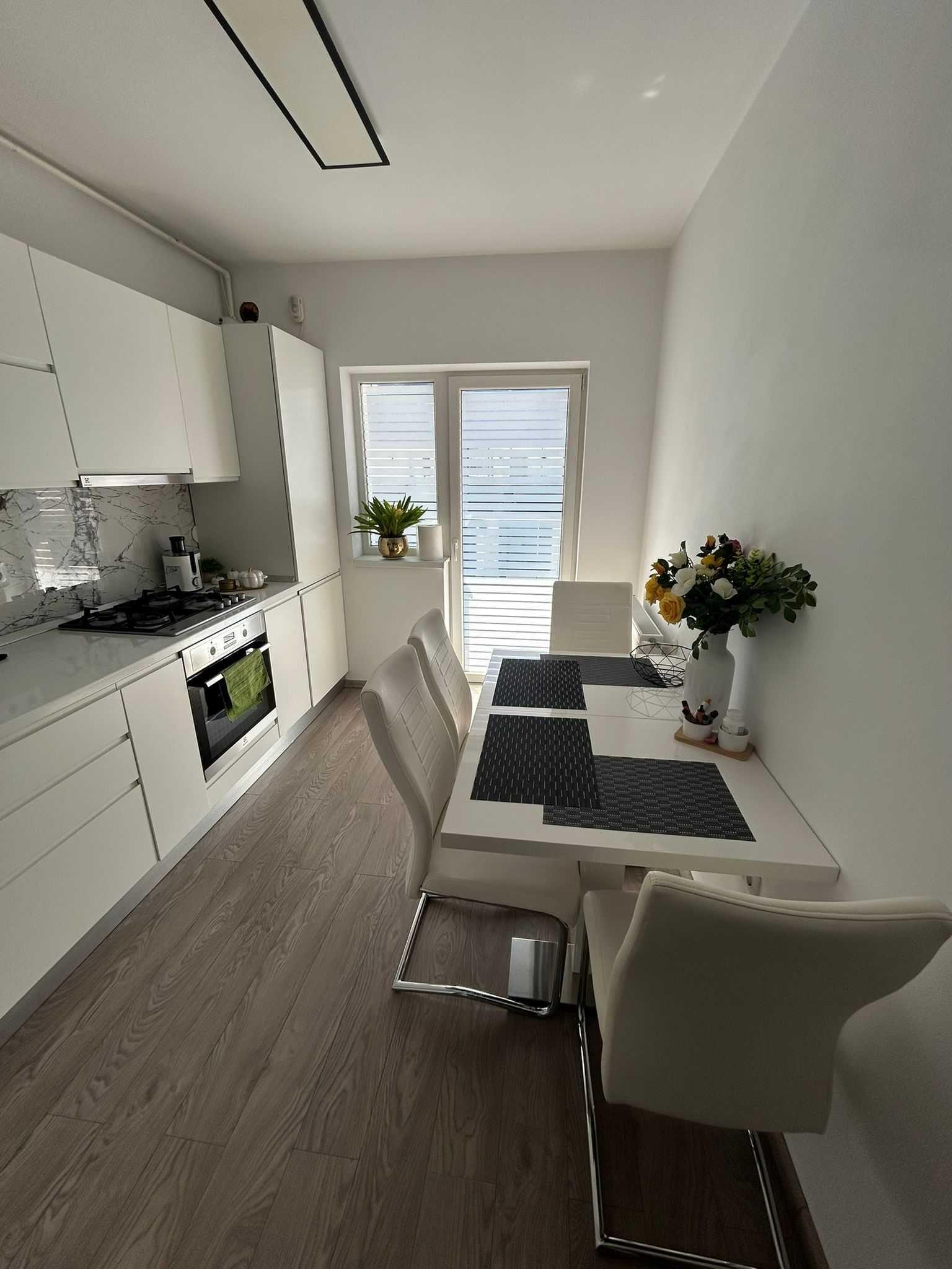 Apartament 3 camere modern, Cartier Kogălniceanu – gata de mutare! - imagine 1