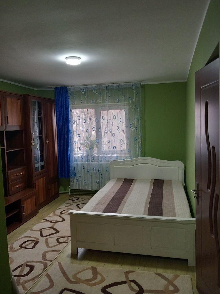 Închiriez garsonieră, confort 1, Calea Națională nr. 35