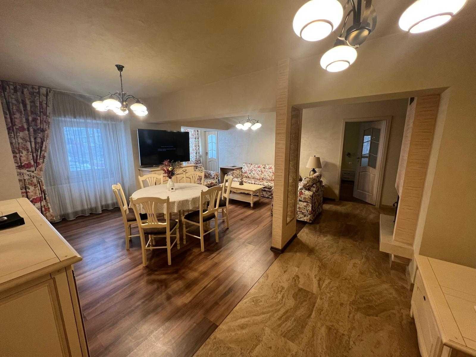 Apartament modern 4 camere de inchiriat - imagine 1