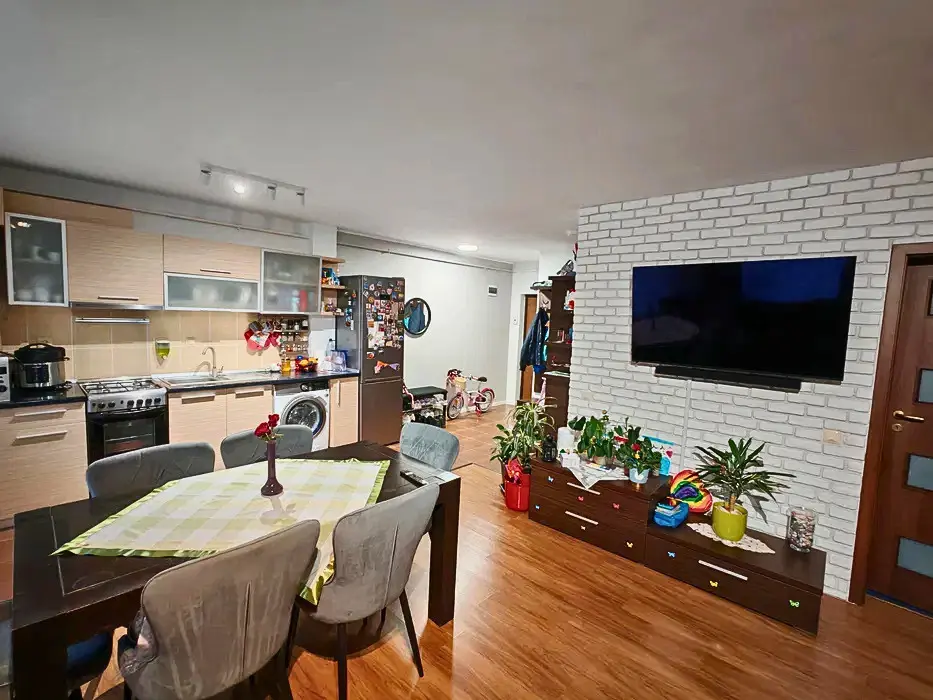 Apartament 3 camere de vânzare | Florești, zona Terra | Comision 0 - imagine 1