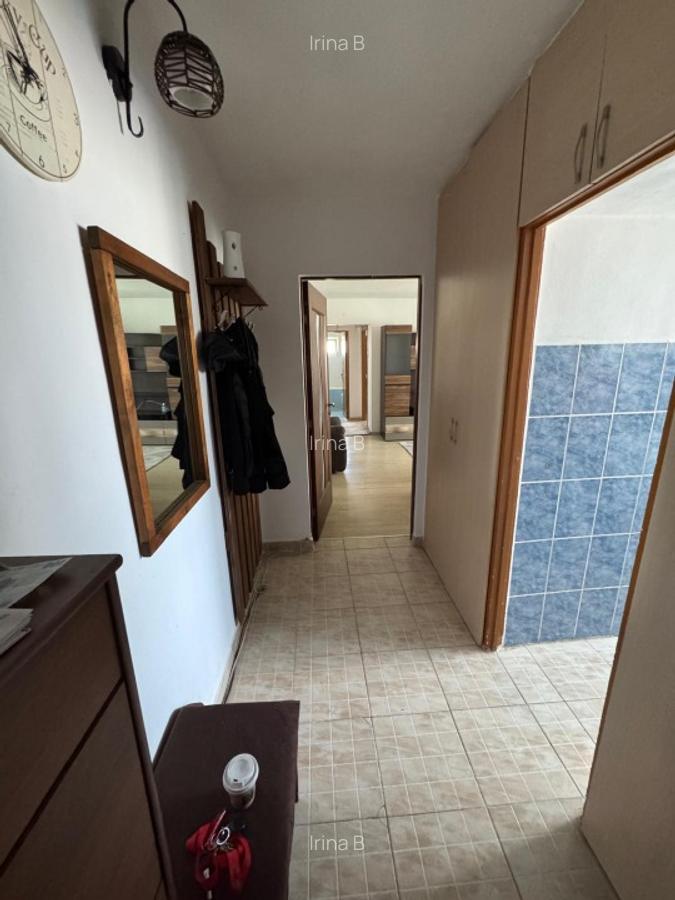Apartament 2 camere, str. Petru Rares
