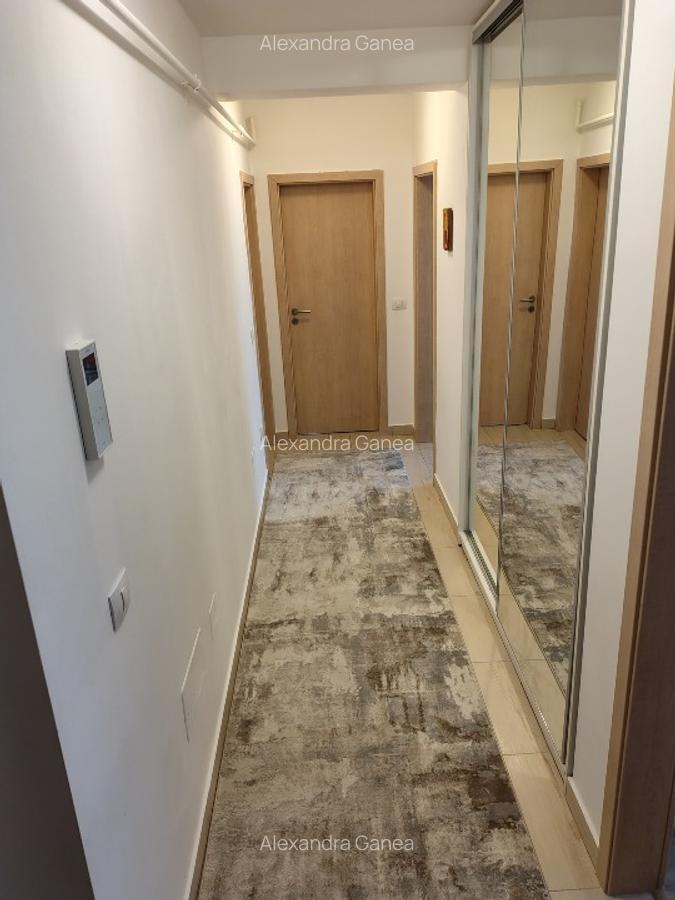 Apartament cu 3 camere, 2 bai plus gradina