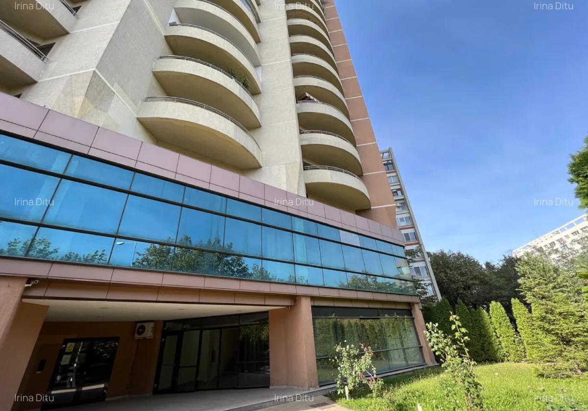 Spatiu Comercial la Mezan in Vad Stradal, Parc IOR, 10euro/mp
