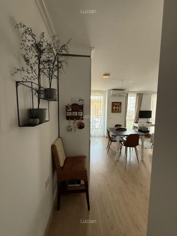 Apartament cochet de vanzare-bloc 2021