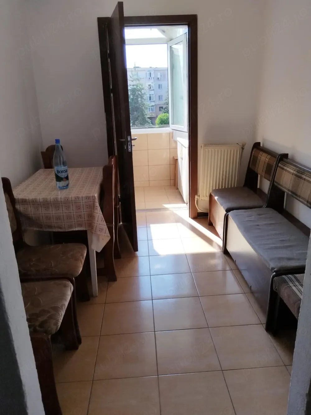 Inchiriez apartament