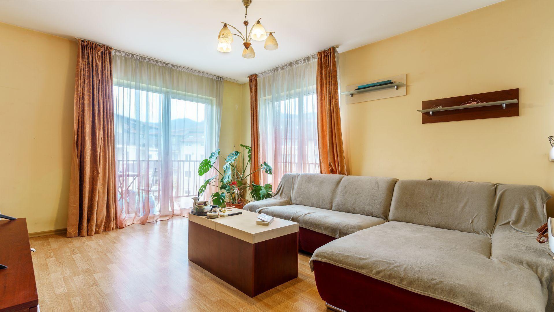 Vând apartament 2 camere, în Floresti