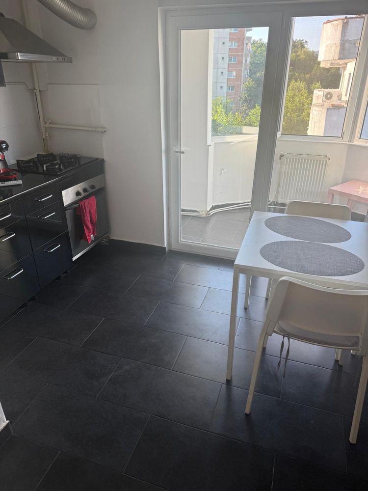Apartament 3 camere zona plopilor