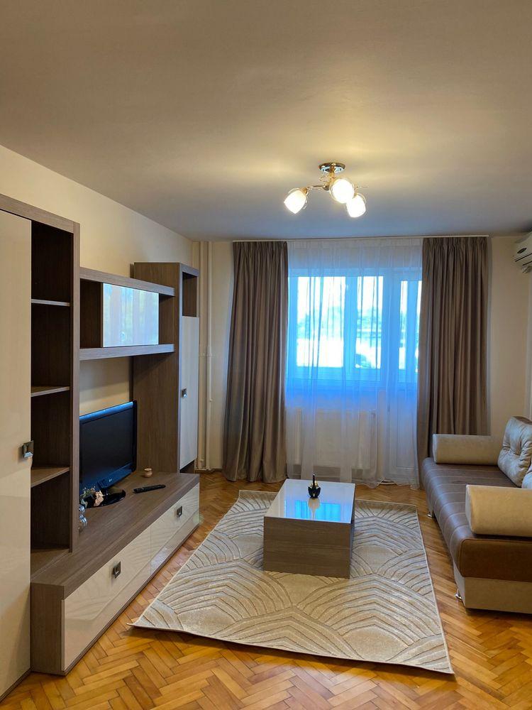 Inchiriez apartament cu 2 camere