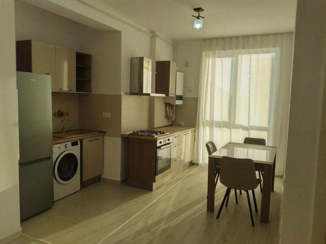 Închiriez apartament 2 camere în Mărăști