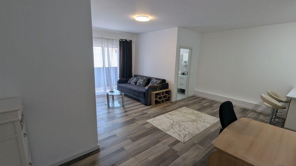 Închiriez apartament cu 2 camere, complet utilat, bloc nou