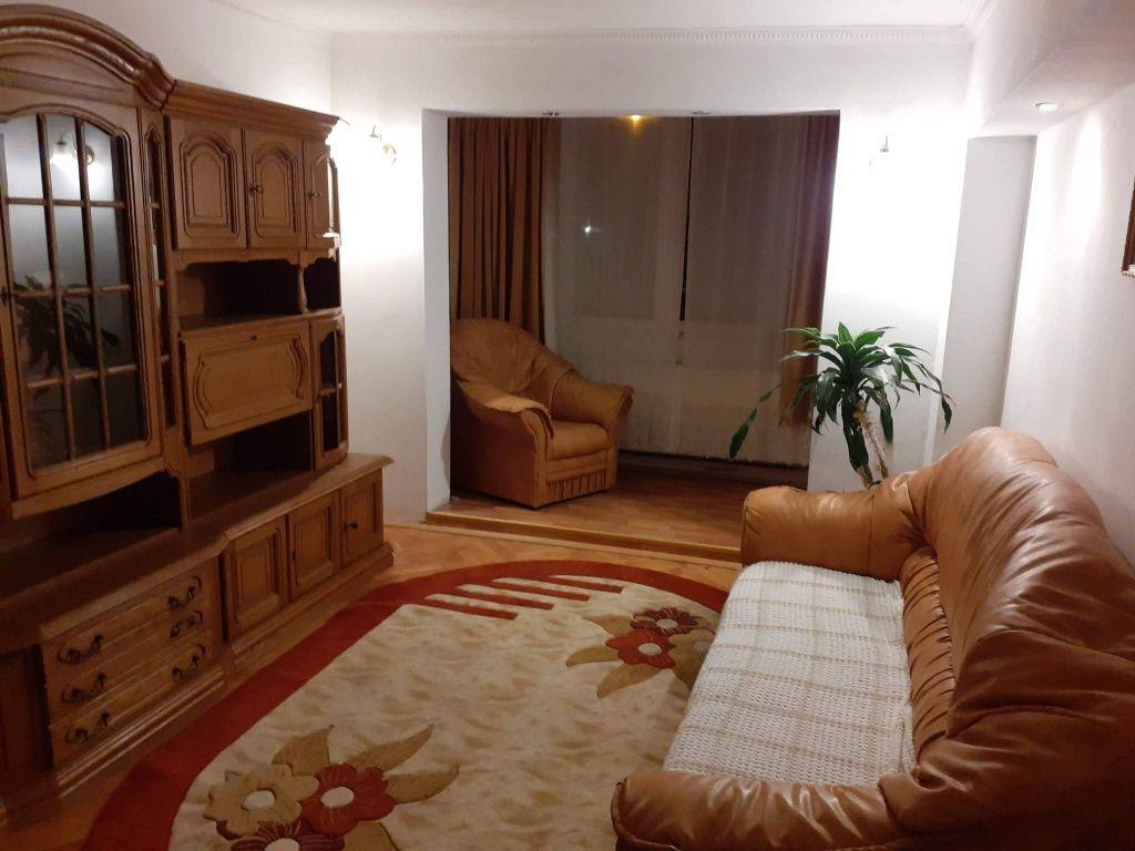 Închiriez apartament cu doua camere in Tudor