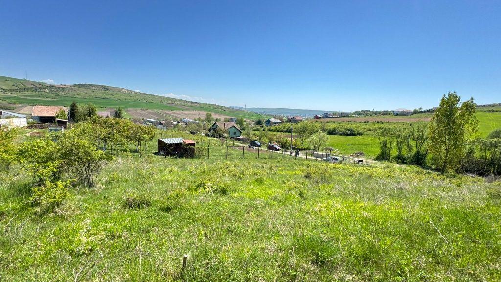 Teren Bardesti intravilan 900mp