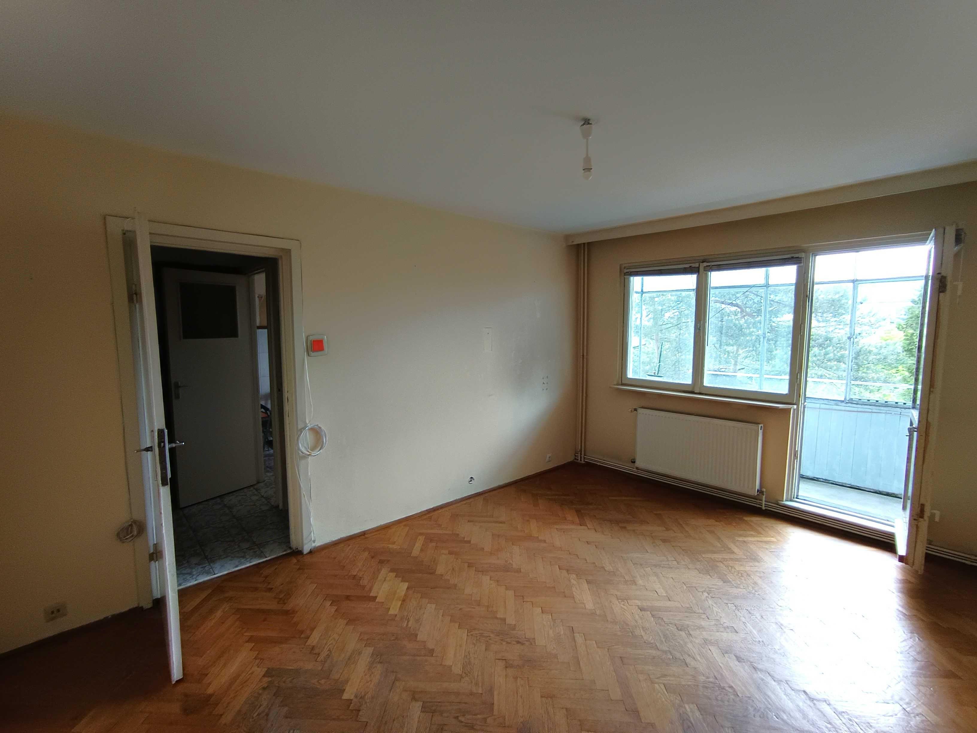 Apartament 2 camere – Astra, Bd. Saturn – Direct proprietar