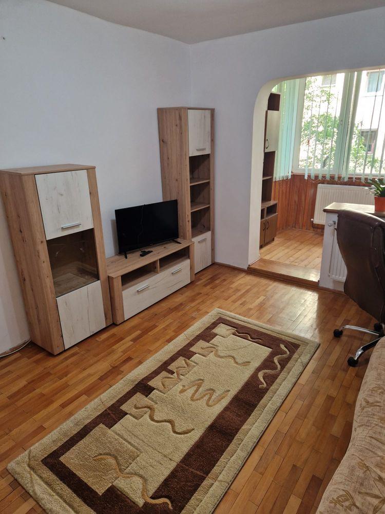 Apartament de închiriat 2 camere zona Astra